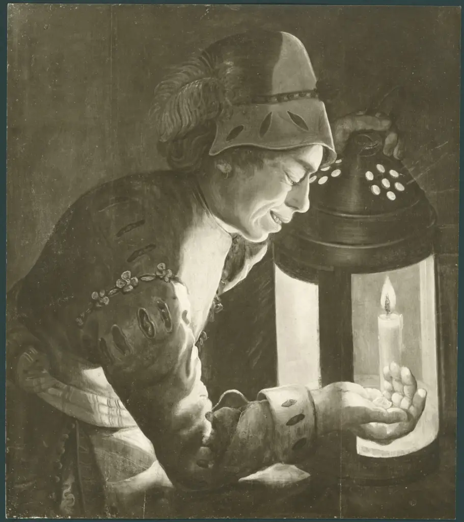 Figura maschile con lanterna