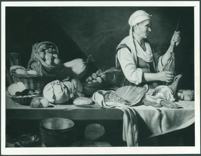 Loarte Alejandro de (?) - sec. XVII - Natura morta con frutta, ortaggi e vecchia che prepara uno spiedo