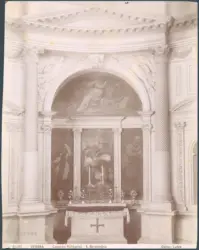 Altare maggiore della cappella Pellegrini